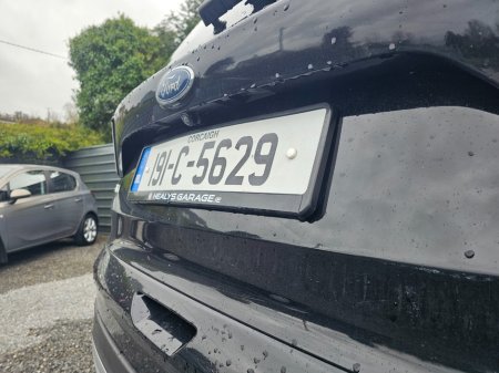 2019 Ford Kuga - thumbnail 9