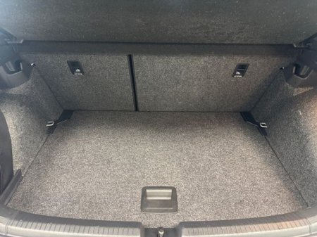 2019 Volkswagen Polo - thumbnail 18