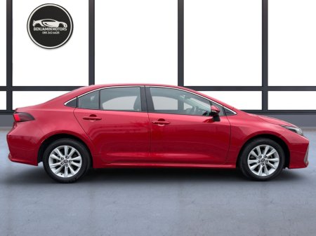 2023 Toyota Corolla - thumbnail 3