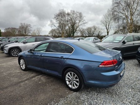 2018 Volkswagen Passat - thumbnail 3