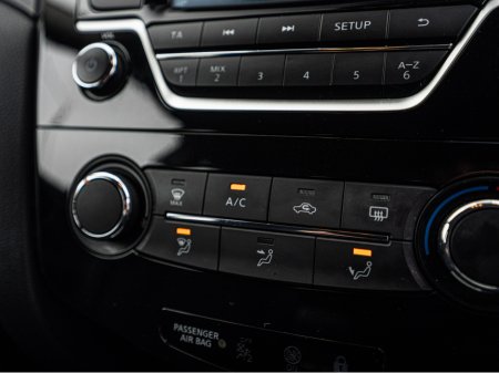 2016 Nissan Qashqai 2016 Qashqai 1.5dci/FSH/New NCT/1yr warranty €12,888 thumbnail