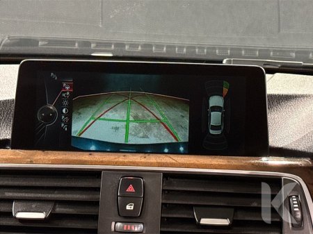 2016 BMW 3 Series - thumbnail 19