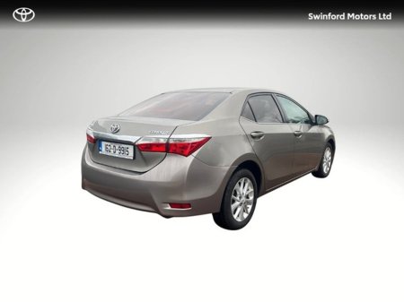 2016 Toyota Corolla - thumbnail 2
