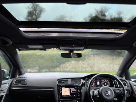 2019 Volkswagen Golf - thumbnail 13