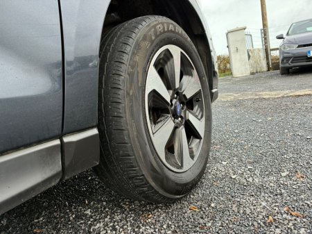 2016 Subaru Forester - thumbnail 25