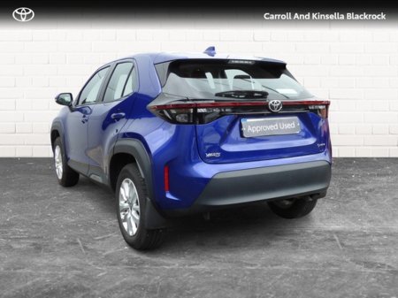 2022 Toyota Yaris Cross Hybrid Luna €25,950 thumbnail