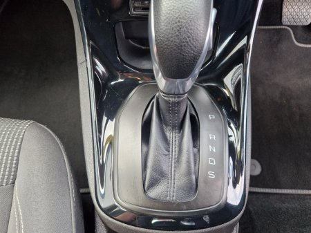 2016 Ford Fiesta - thumbnail 35