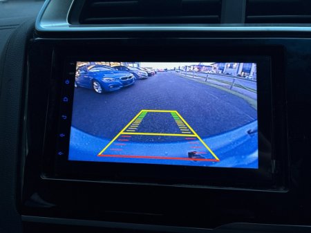 2017 Honda Fit 1.5L Petrol Hybrid Automatic €11,950 thumbnail