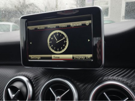 2013 Mercedes-Benz A Class ( 132 REG A180 AMG LINE  HALF LEATHER SEATS  / HI SPEC / SYSTEM LOW ROAD TAX BAND / SIMI DEALER €13,450 thumbnail