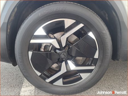 2025 Peugeot 2008 HYBRID 145BHP e-DCS6 Allure €33,900 thumbnail