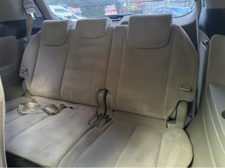 2010 Toyota Estima - thumbnail 13