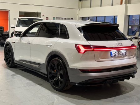 2022 Audi e-tron 50E Technik Quattro 312PS 5DR #77 thumbnail