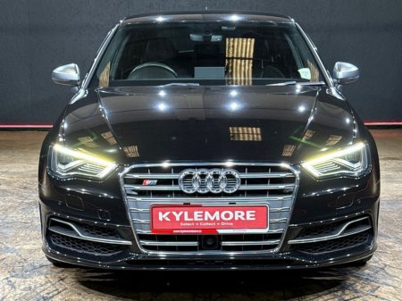 2016 Audi S3 2.0 TFSI - AUTOMATIC - CRUISE CONTROL - HEATING / AC CONTROLS - MULTI FUNCTION STEERING WHEEL - ALLOY WHEELS - REVERSE CAMERA €24,950