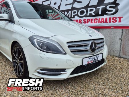 2014 Mercedes-Benz 180 *TOP SPEC MODEL* thumbnail