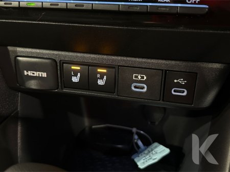 2025 Toyota Yaris - thumbnail 21