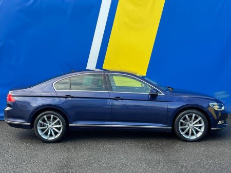 2019 Volkswagen Passat HIGHLINE 2.0 TDI * HUGE SPEC * // COOLED & HEATED SEATS // DRIVER MASSAGE SEAT // APPLE CARPLAY/ANDROID AUTO €25,950