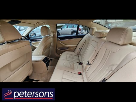 2020 BMW 5 Series - thumbnail 13