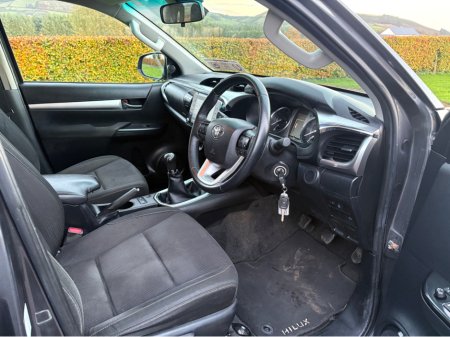 2022 Toyota Hilux ICON 2.4  D/CAB thumbnail