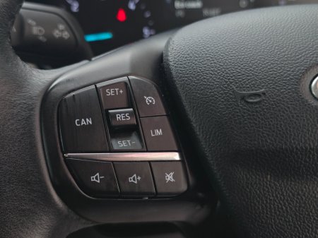 2019 Ford Focus - thumbnail 39