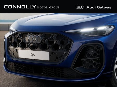 2026 Audi Q5 S-LINE E-HYBRID QUATTRO A/T €75,950 thumbnail