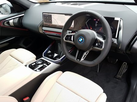 2026 BMW X3 xDrive30e M Sport thumbnail