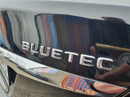 2016 Mercedes-Benz C Class - thumbnail 15