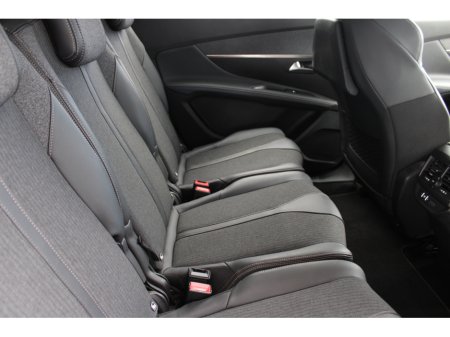 2020 Peugeot 5008 - thumbnail 18