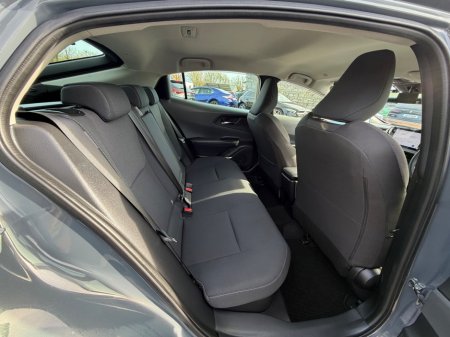 2023 Toyota Prius - thumbnail 9