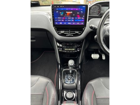 2018 Peugeot 2008 - thumbnail 13