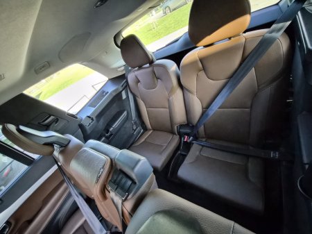 2018 Volvo XC90 - thumbnail 8