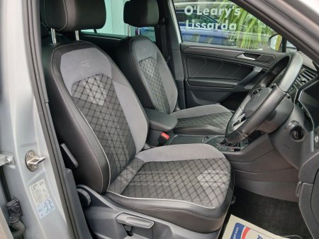 2023 Volkswagen Tiguan 2.0 TDI 150HP R-Line, Silver Met, FSH, 1 owner, 72km. €41,500 thumbnail