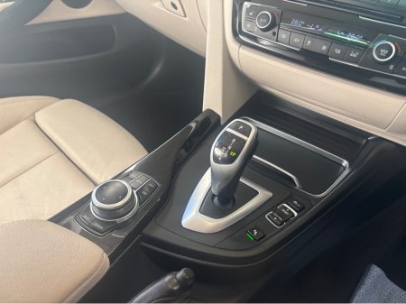 2019 BMW 4 Series 420D SPORT ZLOU 4DR AUTO €22,499 thumbnail