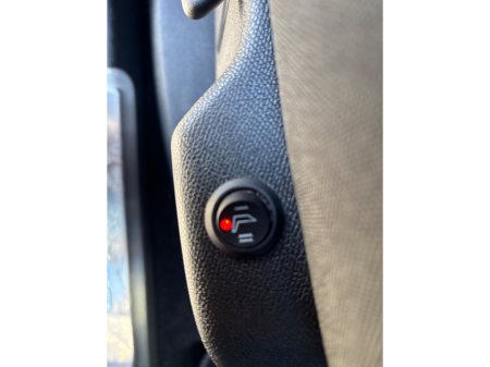 2024 Peugeot 5008 1.5 BlueHDi 130bhp Auto GT €41,950 thumbnail