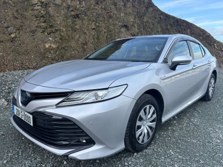 2020 Toyota Camry 2.5 Camry Hybrid €25,950 thumbnail