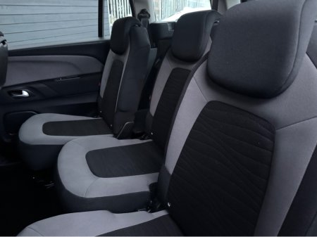 2014 Citroen Grand C4 Picasso 1.6 E-HDI VTR+ AIRDREAM €7,495 thumbnail