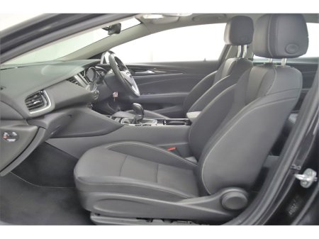 2020 Opel Insignia 1.6 GRAND SPORT SE 136BHP 5DR 6SPD SAT NAV €15,490 thumbnail