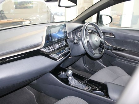 2019 Toyota C-HR - thumbnail 9