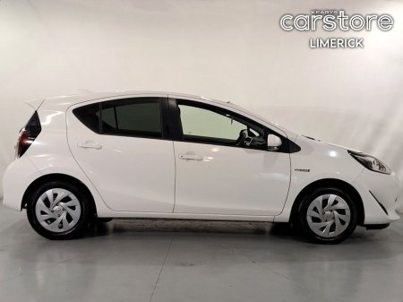 2019 Toyota Aqua 1.5 HYBRID 5 DR €13,880 thumbnail