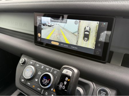 2021 Land Rover Defender - thumbnail 18