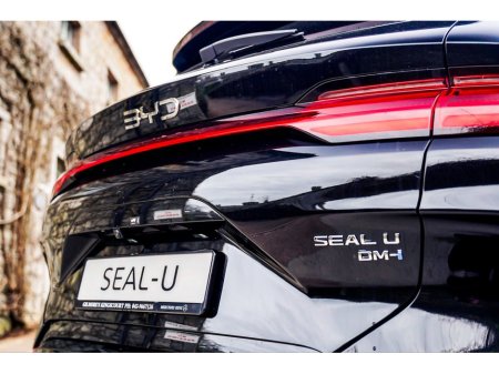 2026 BYD Seal U Comfort Plug in Hybrid €47,995 thumbnail