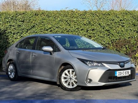 2022 Toyota Corolla LUNA 1.8 HYBRID // SERVICE HISTORY // LANE ASSIST // REVERSE CAMERA €20,900