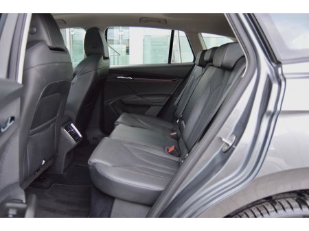 2024 Skoda Enyaq Enyaq 60 €29,995 thumbnail