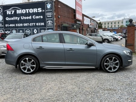 2015 Volvo S60 - thumbnail 2