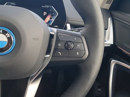 2026 BMW iX1 - thumbnail 18