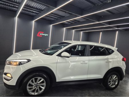 2018 Hyundai Tucson - thumbnail 16