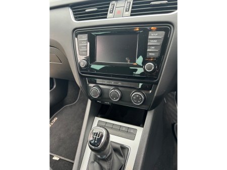 2015 Skoda Octavia AMBITION 1.6 TDI 105HP €8,995 thumbnail