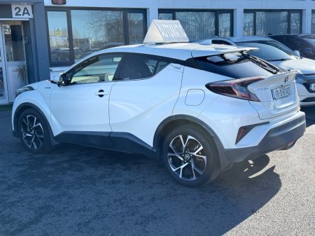 2017 Toyota C-HR - thumbnail 6