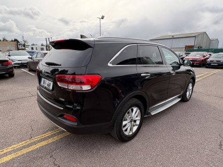 2016 Kia Sorento - thumbnail 5