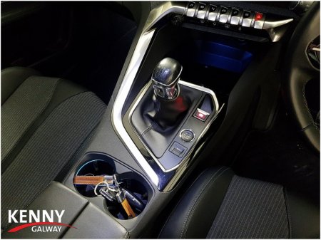 2021 Peugeot 3008 - thumbnail 30