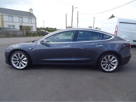 2020 Tesla Model 3 - thumbnail 4